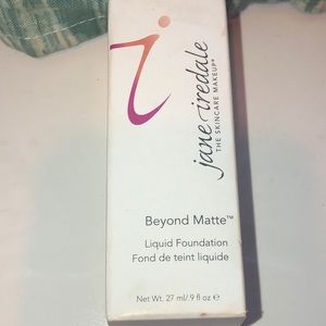 Jane Iredale Beyond Matte Liquid Foundation